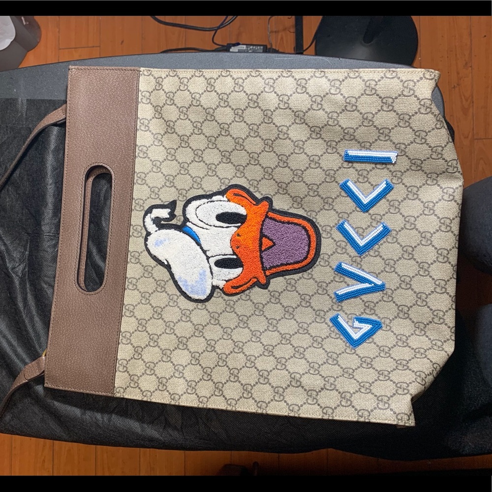 Gucci supreme Donald Duck Hand bag